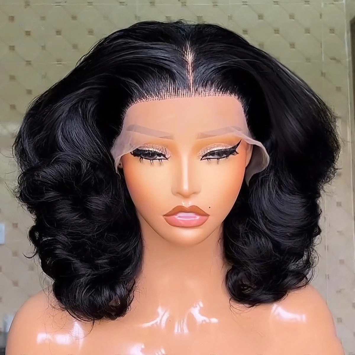 Schwarze Perücke, kurzer Bob,  – Pre Parted 13X4 Lace Front Bob Wig Bewertung und Preis