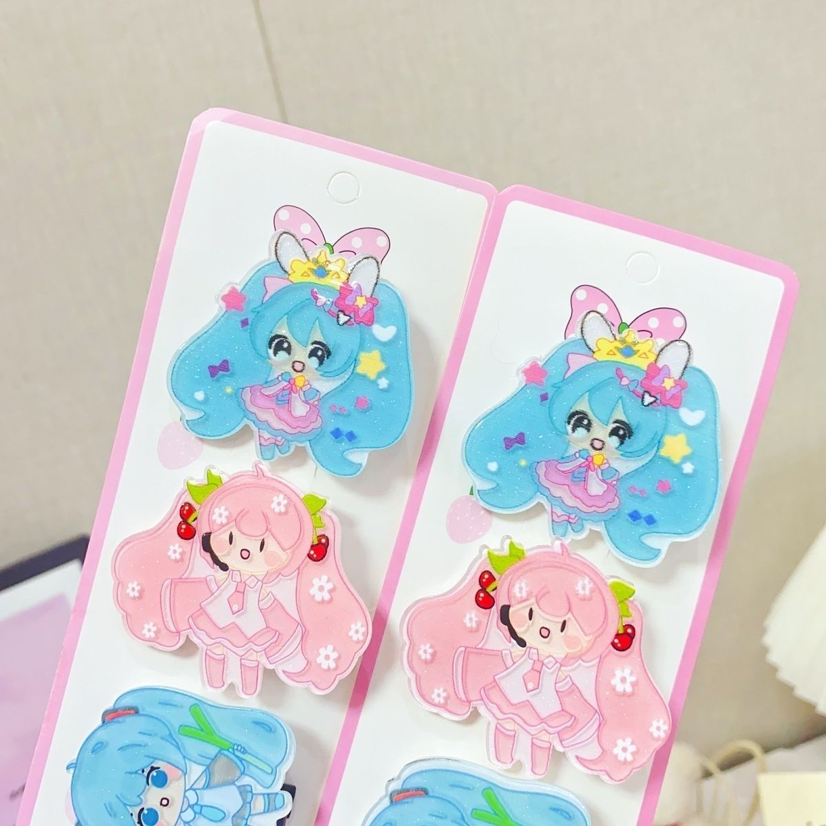 Hatsune Miku Cartoon-Haarspang – Hair Bundles Bewertung und Preis